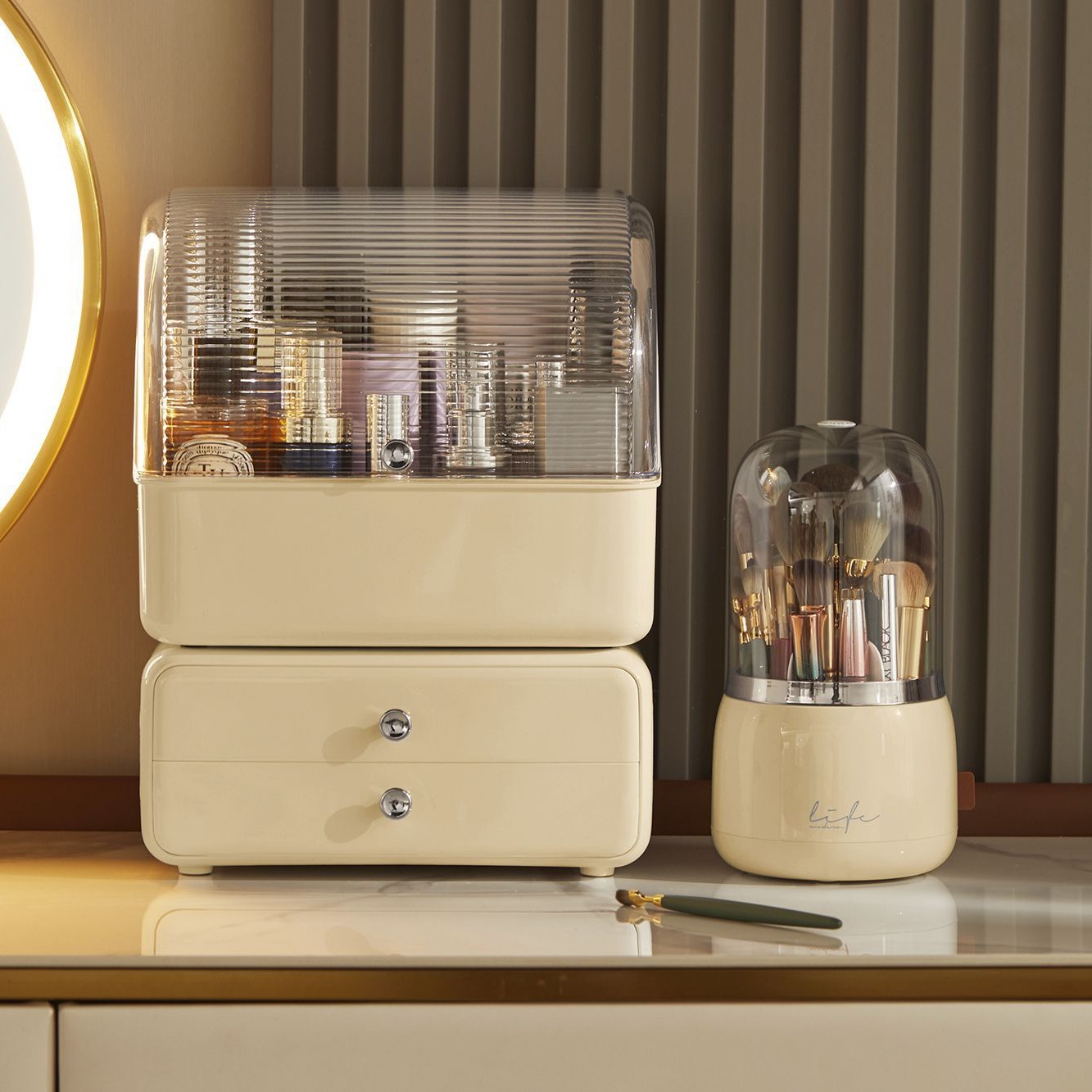 Desktop Cosmetics Storage Box  - Craft Embellishment Storage のレビューと価格
