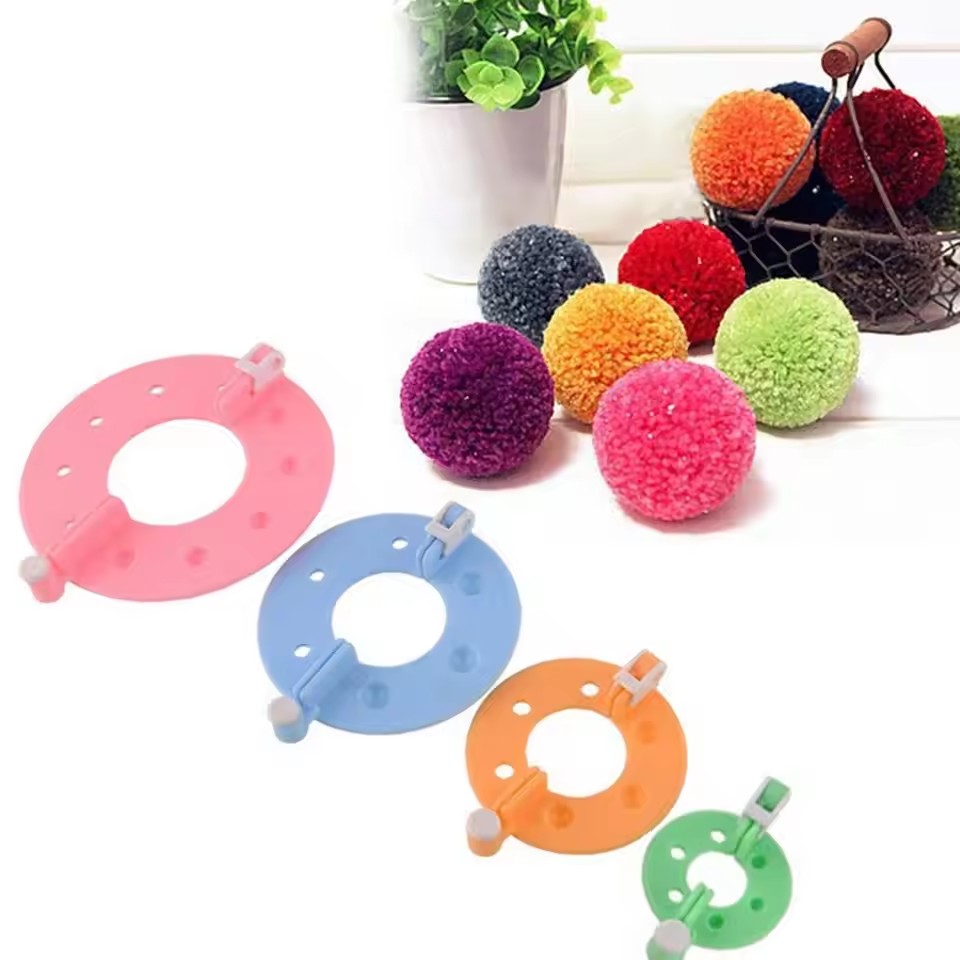 8PCS 4 Sizes Fluff Ball Weaver - Pom Pom Maker Tool のレビューと価格