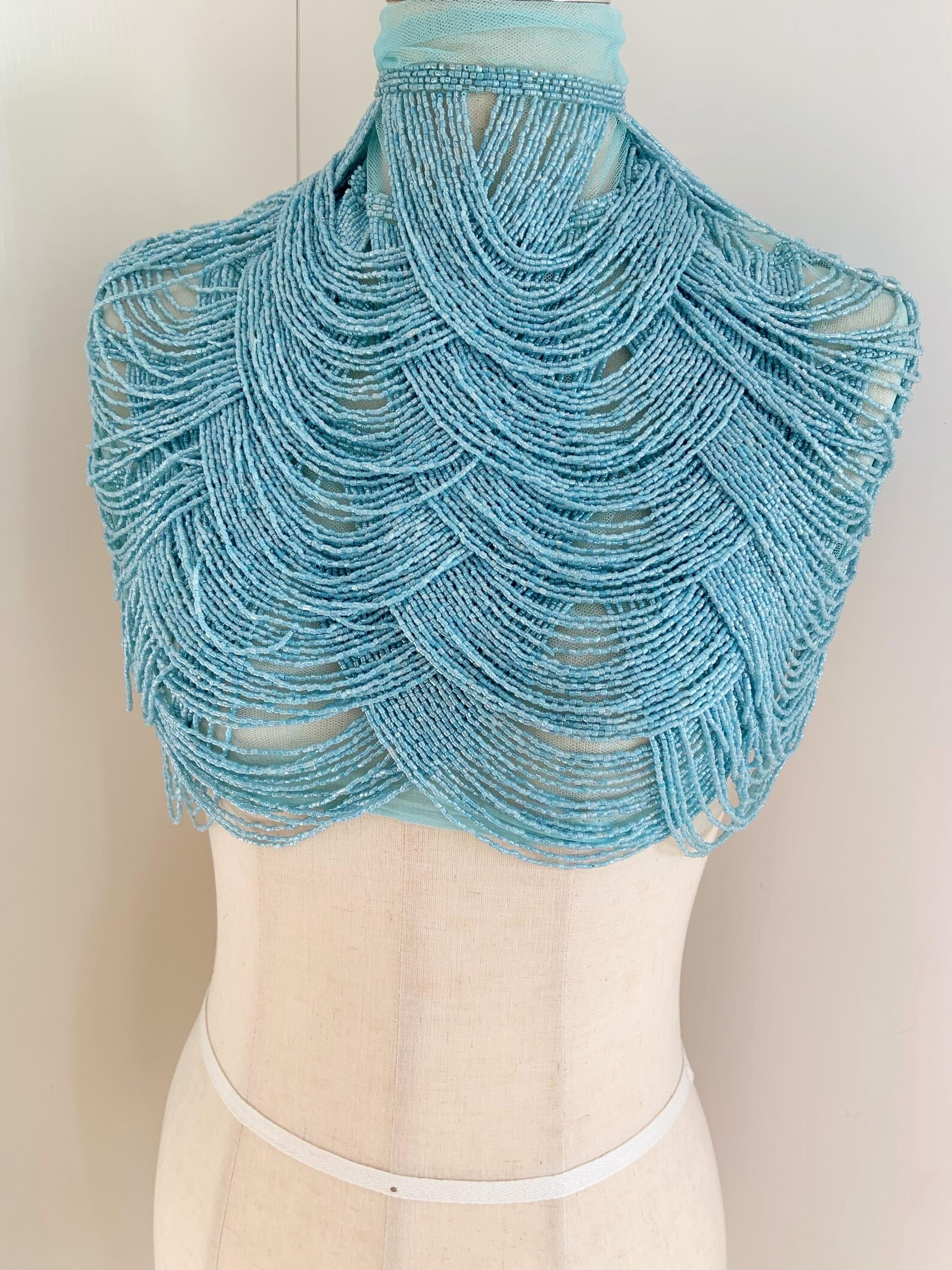 Light Blue Chains Cape Fabric, - Beaded Trim Fringe のレビューと価格