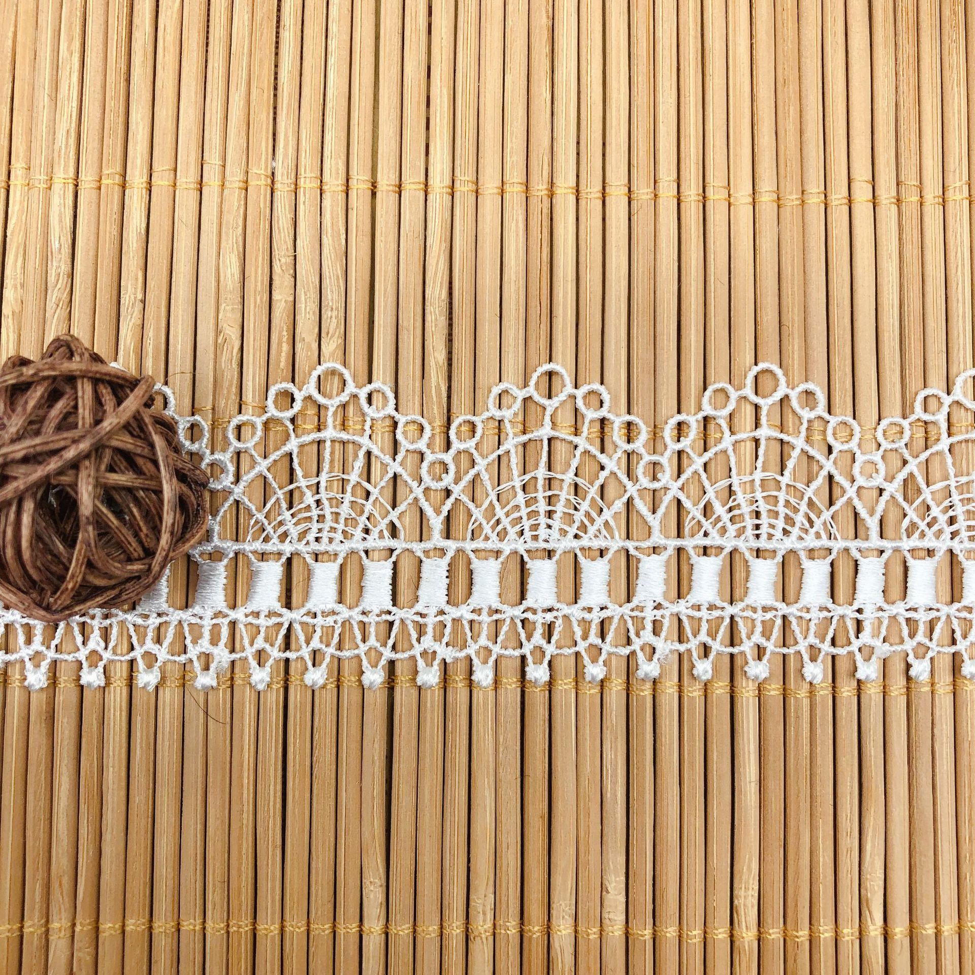 Hollow Embroidery Clavicle Cha - Lace Ribbon Trim のレビューと価格
