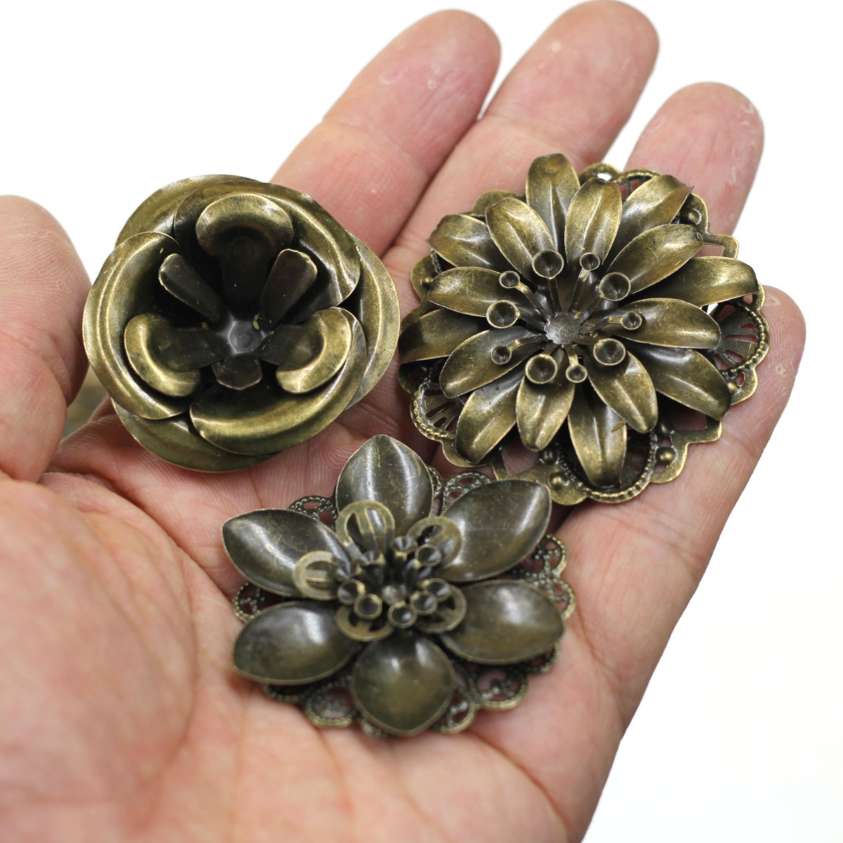 6Pcs Embellishments Combinatio - Craft Embellishments のレビューと価格