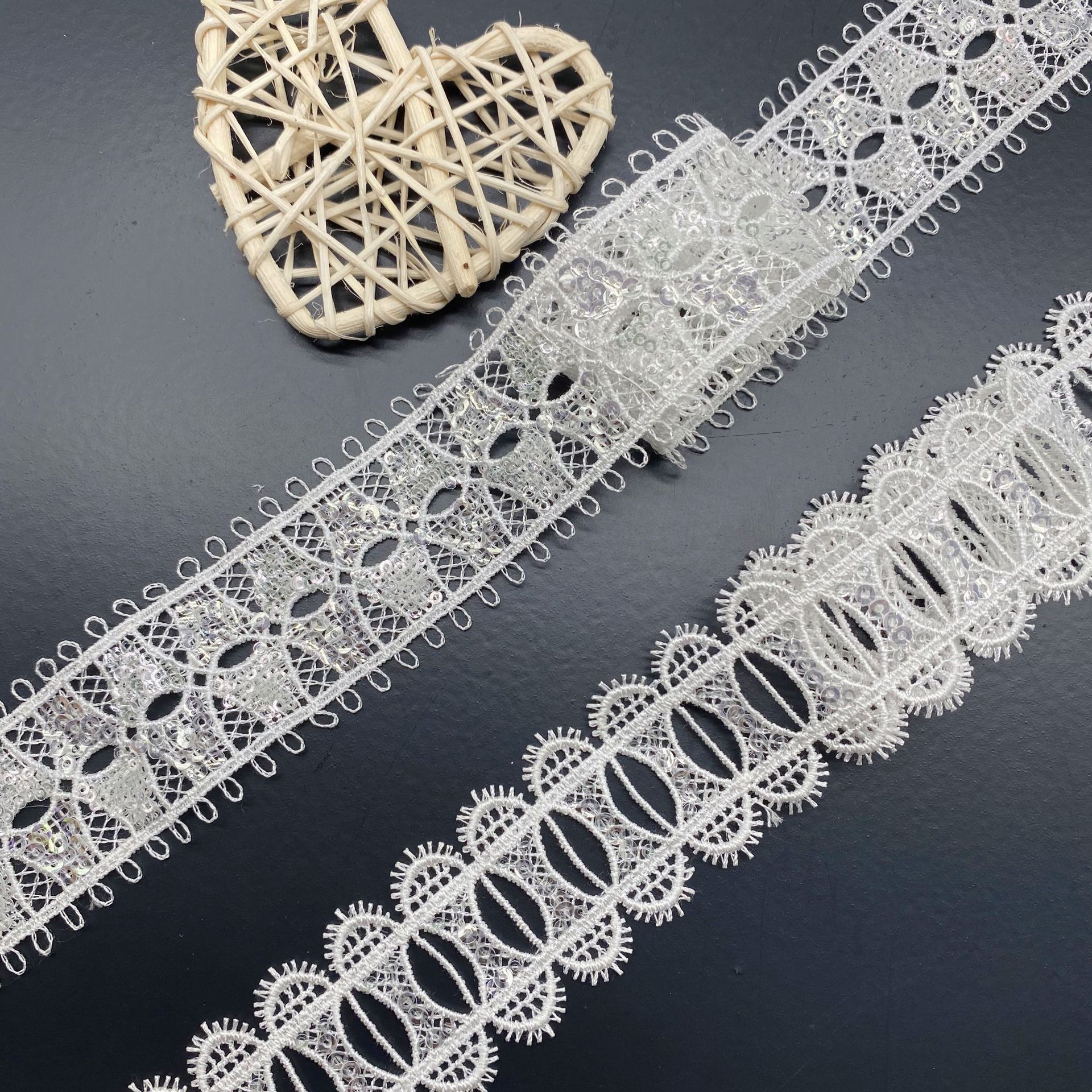 Hollow Wearable Sequins Ribbon - Lace Ribbon Trim のレビューと価格