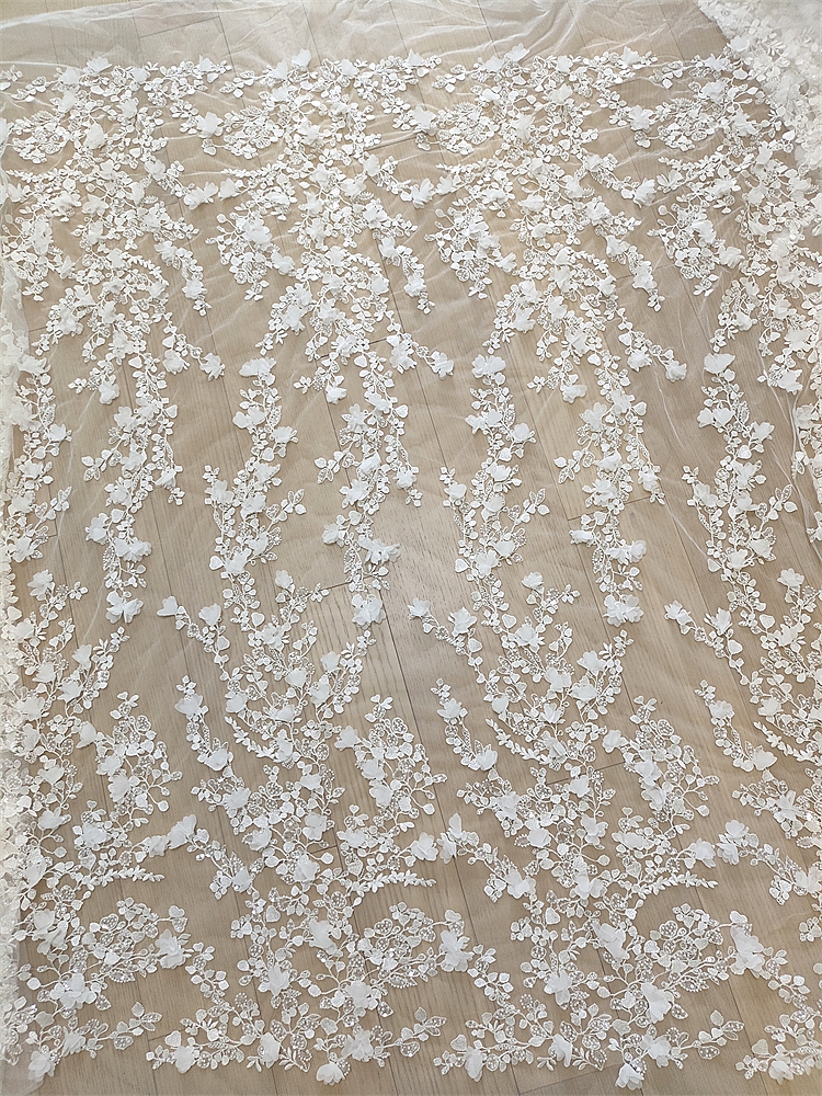 Ivory 3D Floral Hand Beaded La - Craft Embellishments のレビューと価格